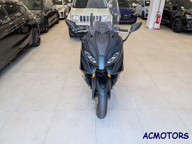 YAMAHA T-Max 560 TECH MAX