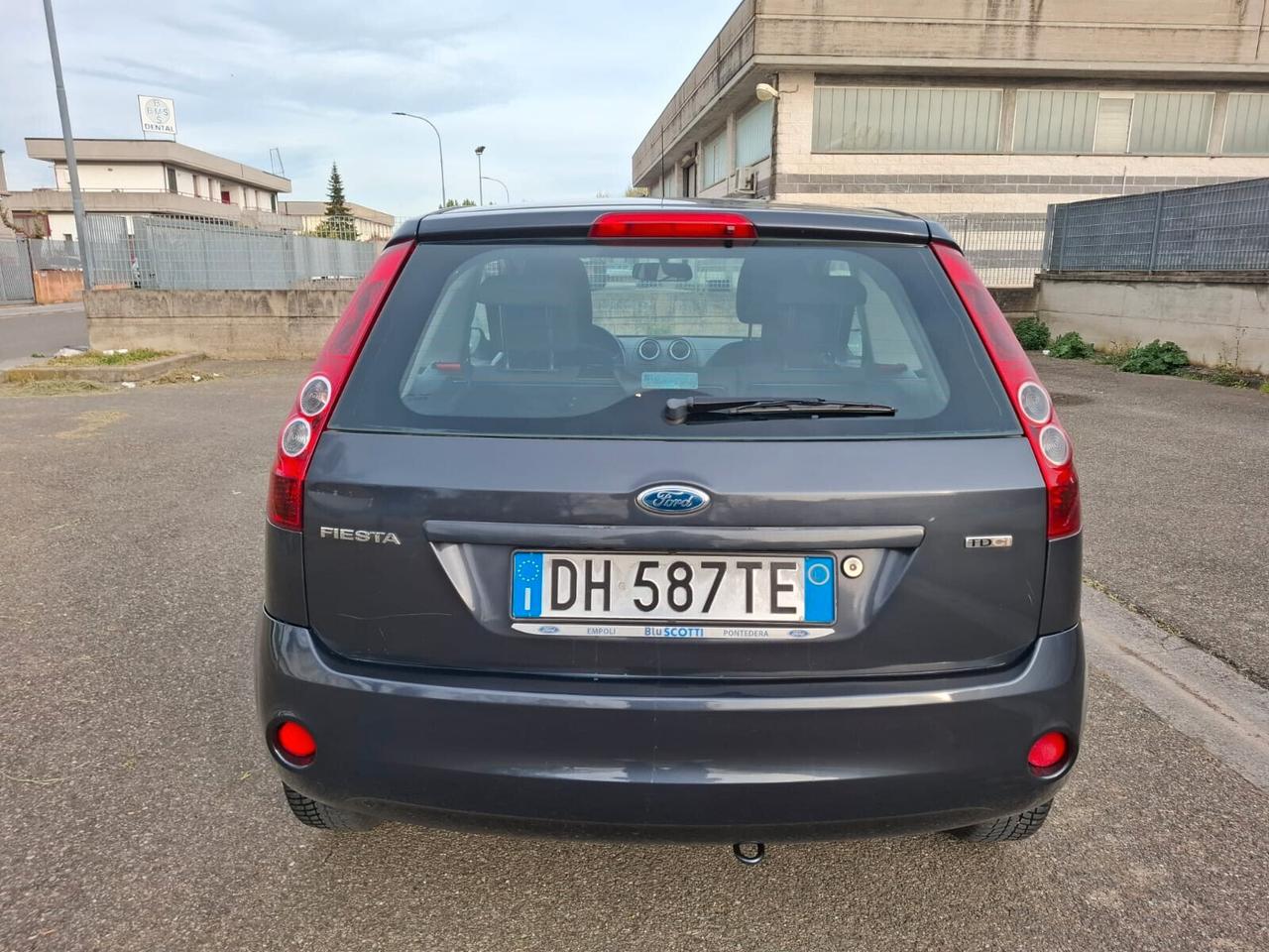 Ford Fiesta 1.4 TDCi 3p. SOLAMENTE 47.000 KM