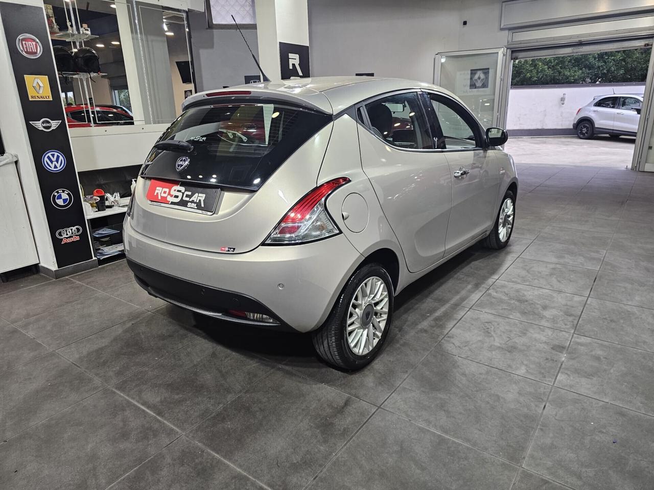 Lancia Ypsilon 1.3 MJT 16V 95cv Gold