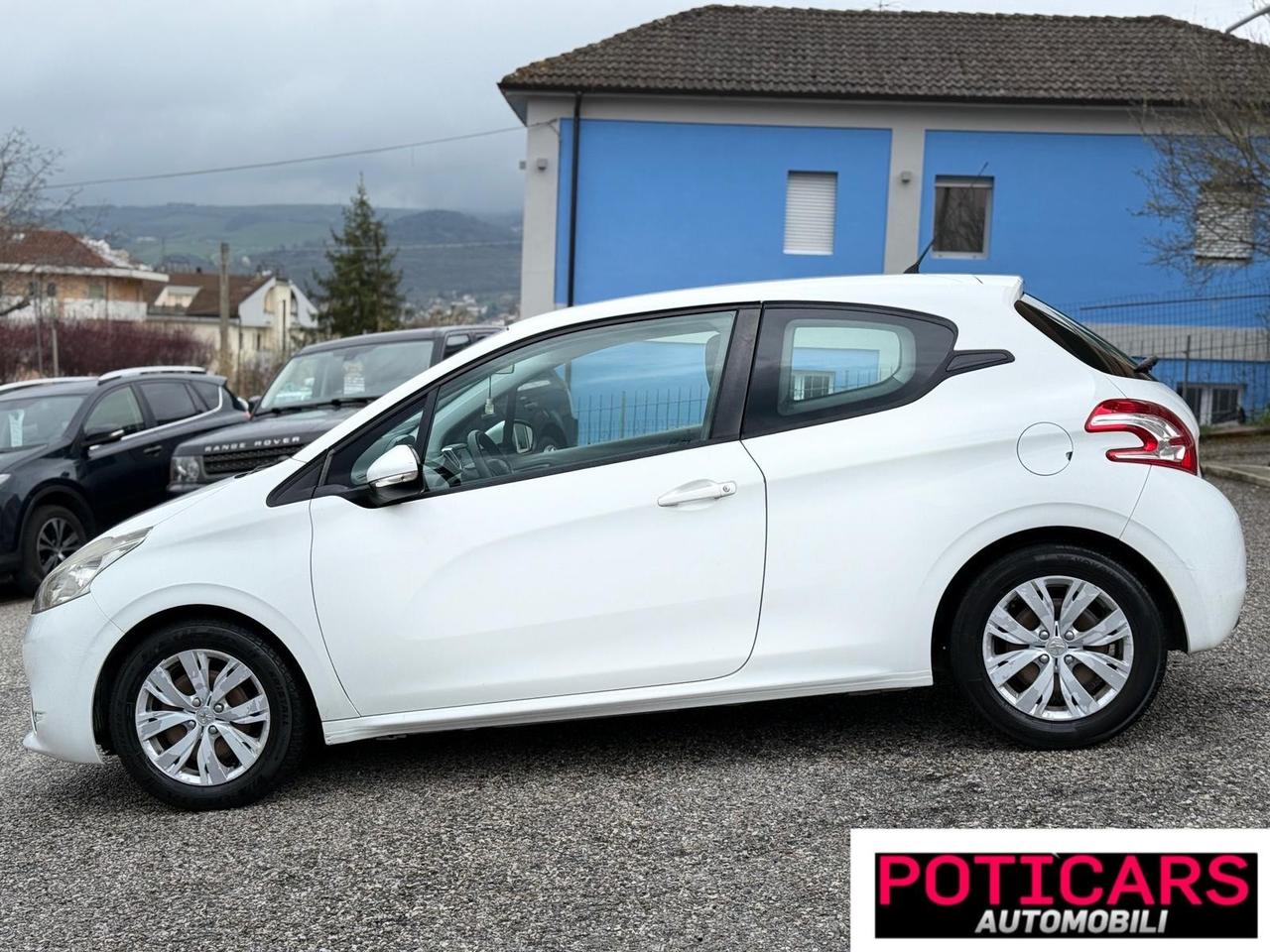 Peugeot 208 1.2 80 CV 3p. GPL Access
