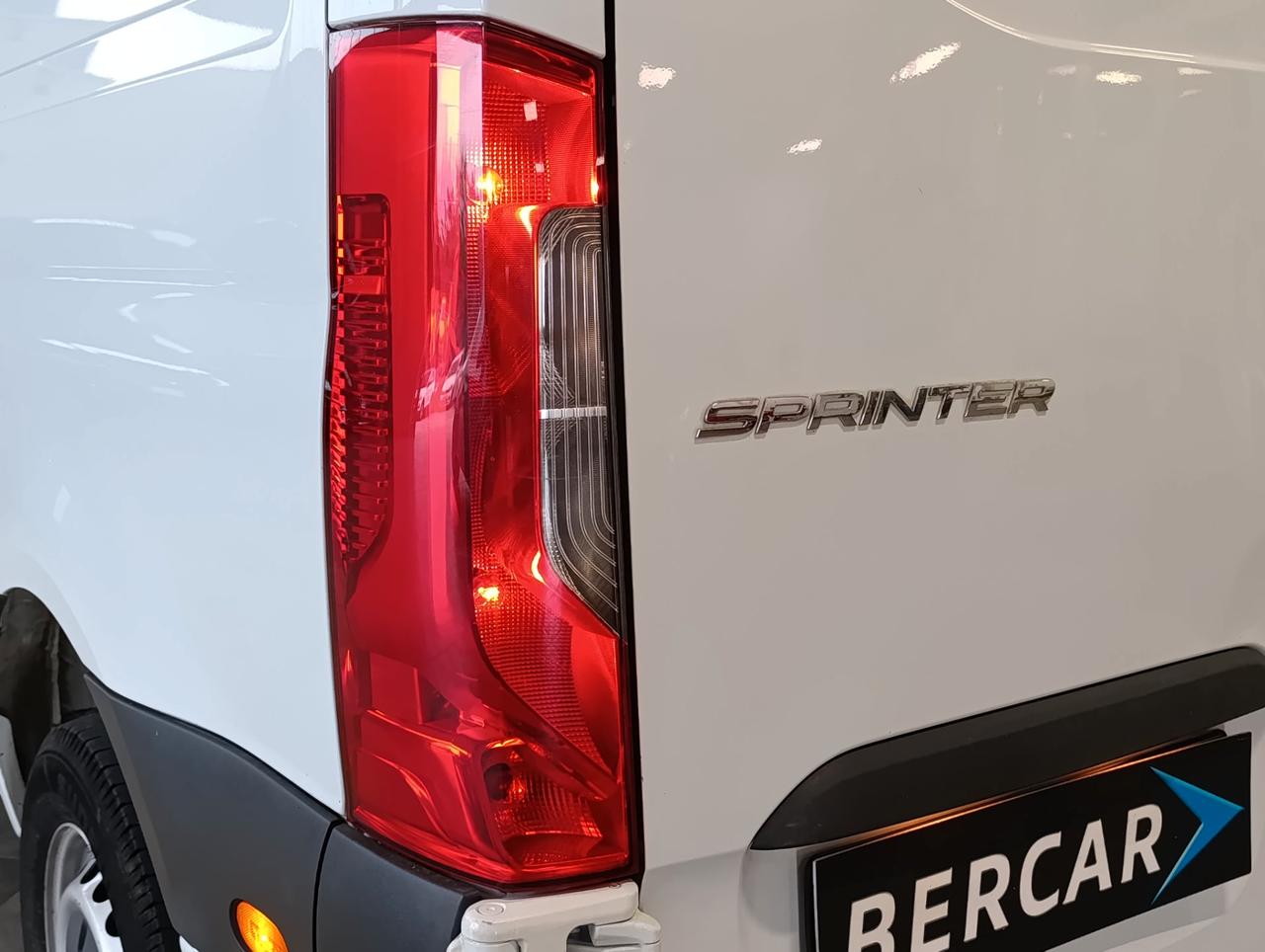 MERCEDES Sprinter 311 2.0 cdi F 39/33 fwd H2