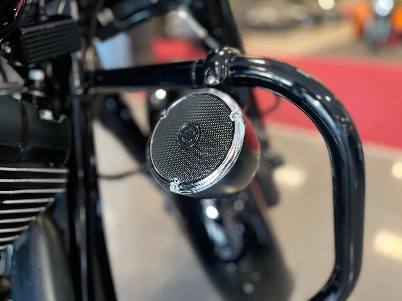 Harley-davidson FLHR Road King Special