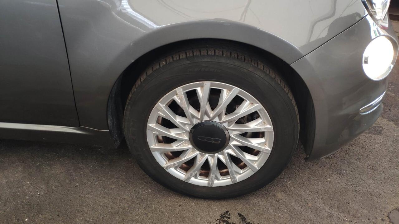 Fiat 500 1.0 Hybrid Dolcevita 70 CV