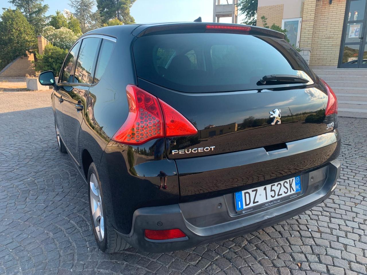 Peugeot 3008 1.6 HDi 110CV CAMBIO AUTOMATICO