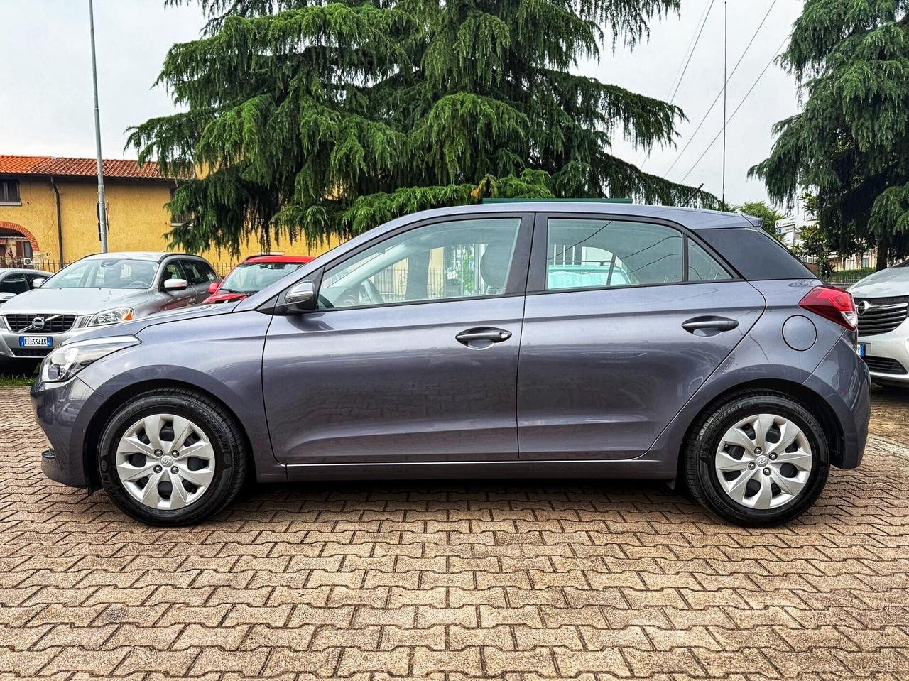 Hyundai i20 1.2 5 porte OK NEOPATENTATI