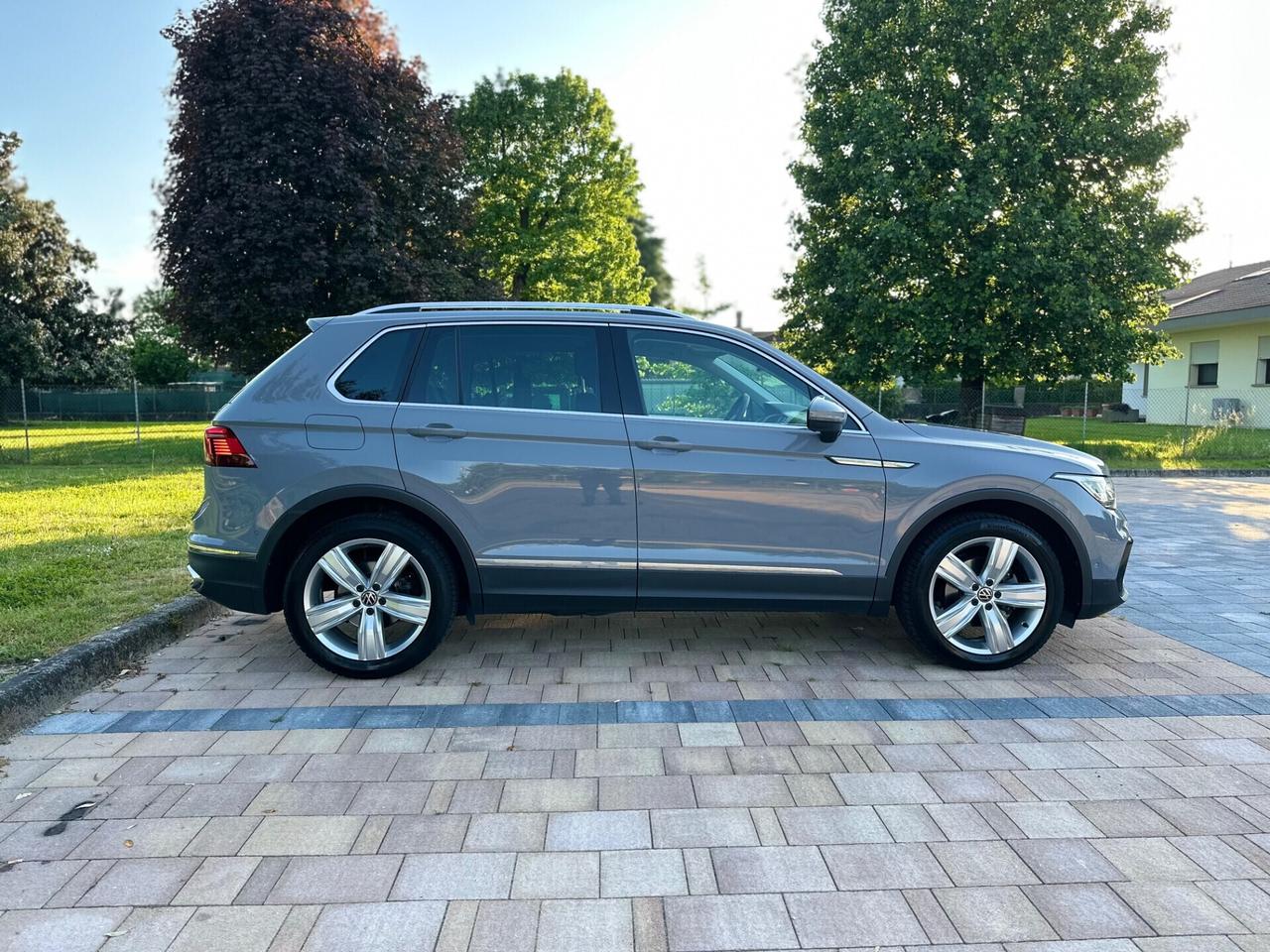 Volkswagen Tiguan 2.0 TDI 150 CV SCR DSG Elegance