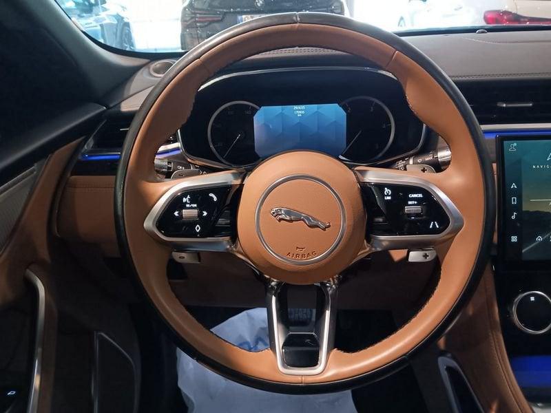 Jaguar F-Pace 2.0d i4 mhev R-Dynamic SE awd 204cv auto