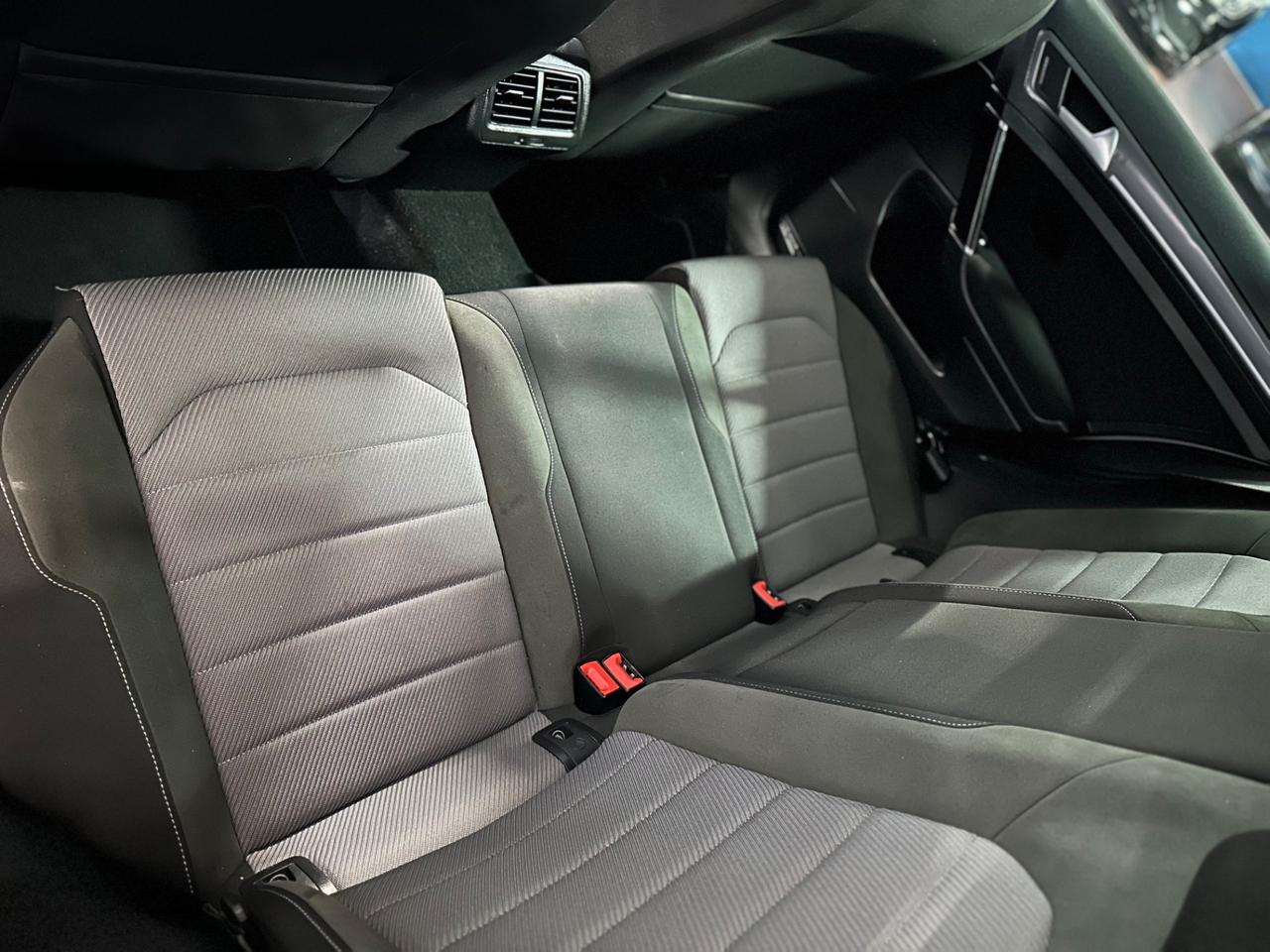 Volkswagen R-LINE Golf 1.6 TDI 5p. Sport/kmcerti/2017/kmcertif