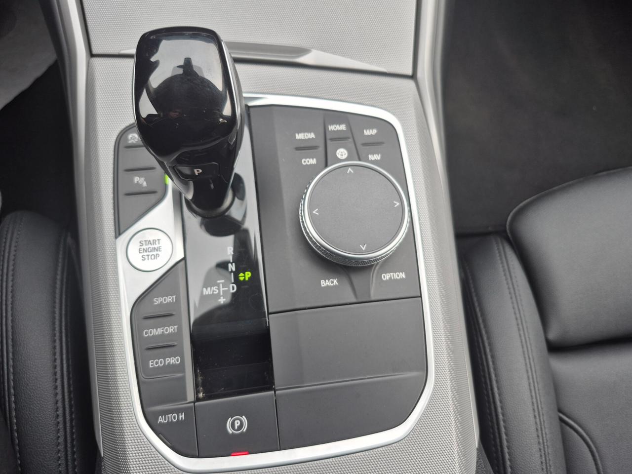 Bmw 320 320d 48V Touring Business Advantage