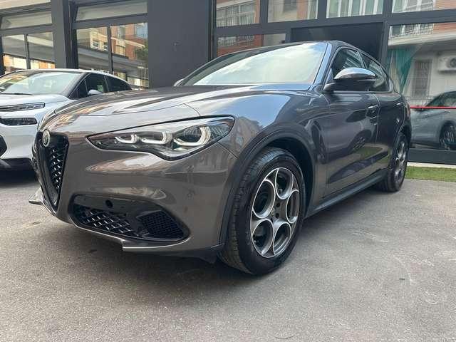 Alfa Romeo Stelvio 2.2d 160cv Sprint Navi+Palette al Vol.+Camera