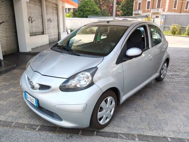 Toyota Aygo Benzina 1.0 12V VVT-i 5 porte Sol Perfetta ok Neopatentati