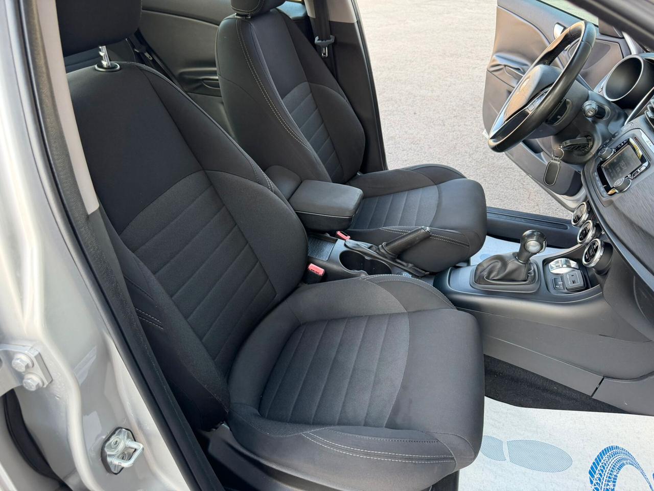 Alfa R. Giulietta 1.6 JTDm TCT 120 CV Business