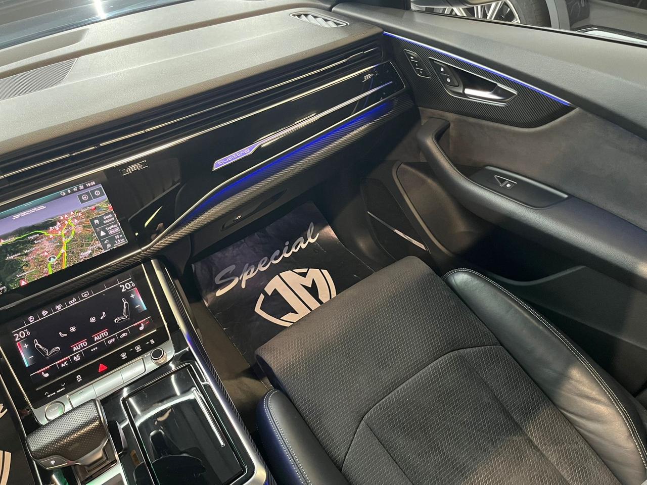 Audi Q8 50 TDI 286CV ALLES. SQ8 TETTO IVA DEDUCIBILE
