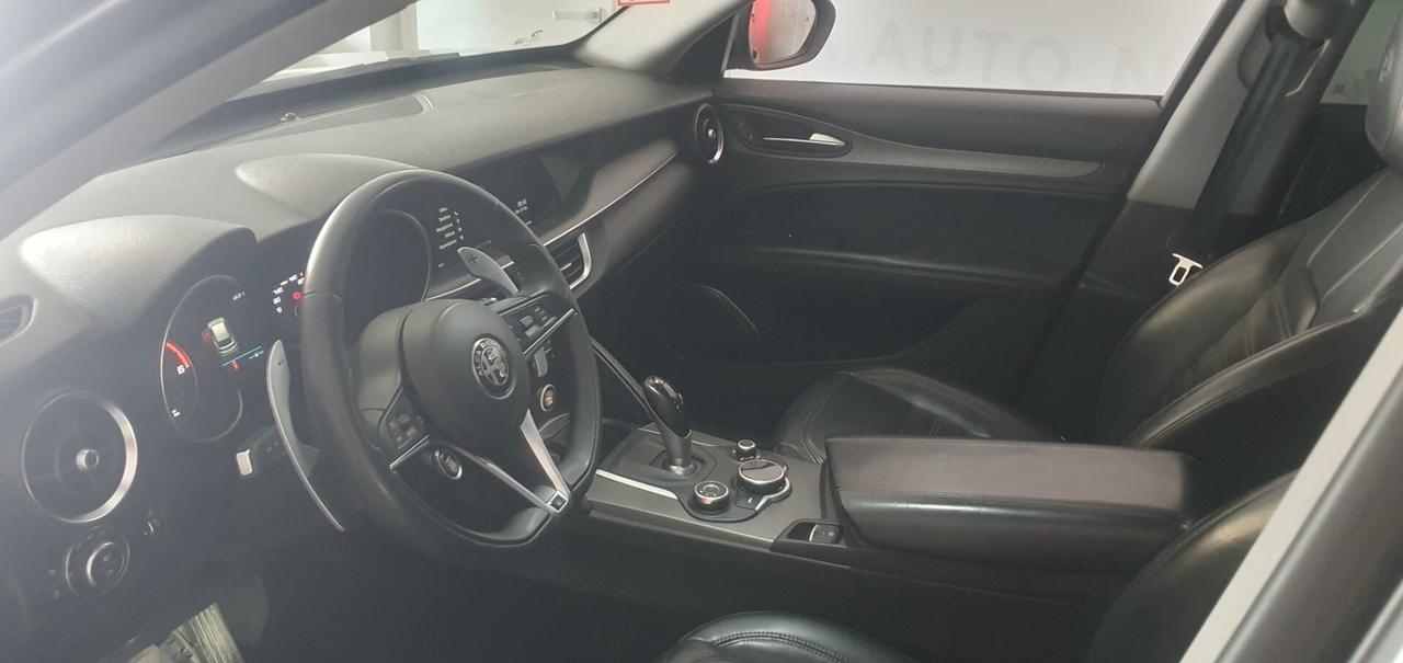 Alfa Romeo Stelvio 2.2 Turbodiesel 210 CV AT8 Q4 Executive