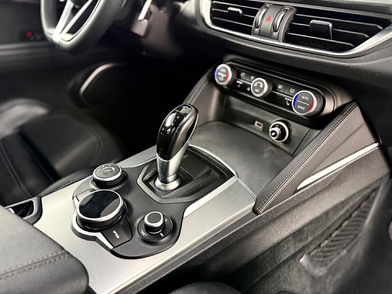 Alfa Stelvio 2.2 Turbodiesel 210 CV AT8 Q4 Super