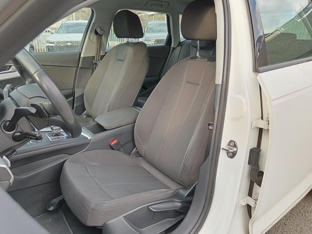 Audi A4 Avant 2.0 tfsi g-tron Business 170cv s-tronic