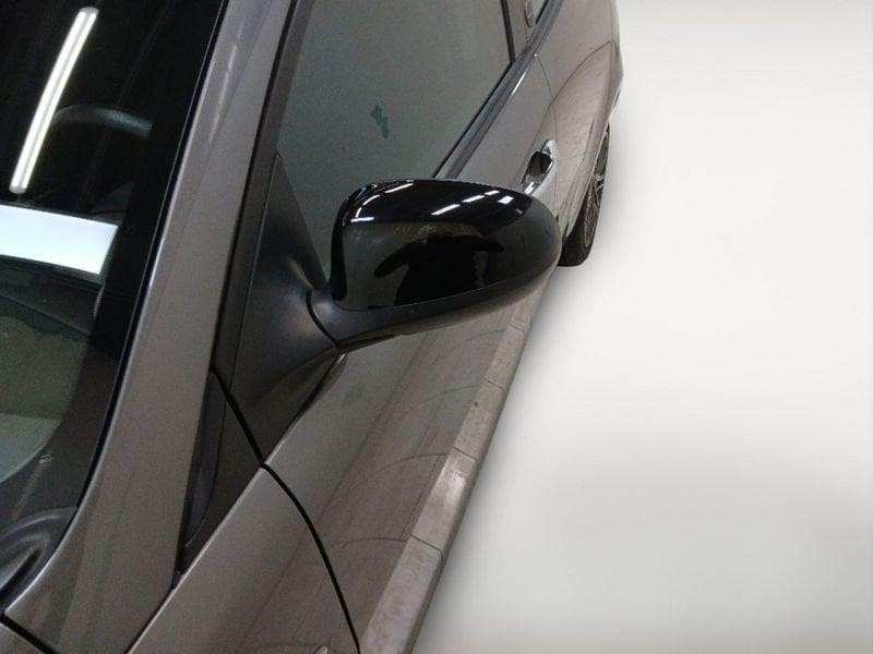 Lancia Ypsilon 1.0 firefly hybrid Gold s&s 70cv