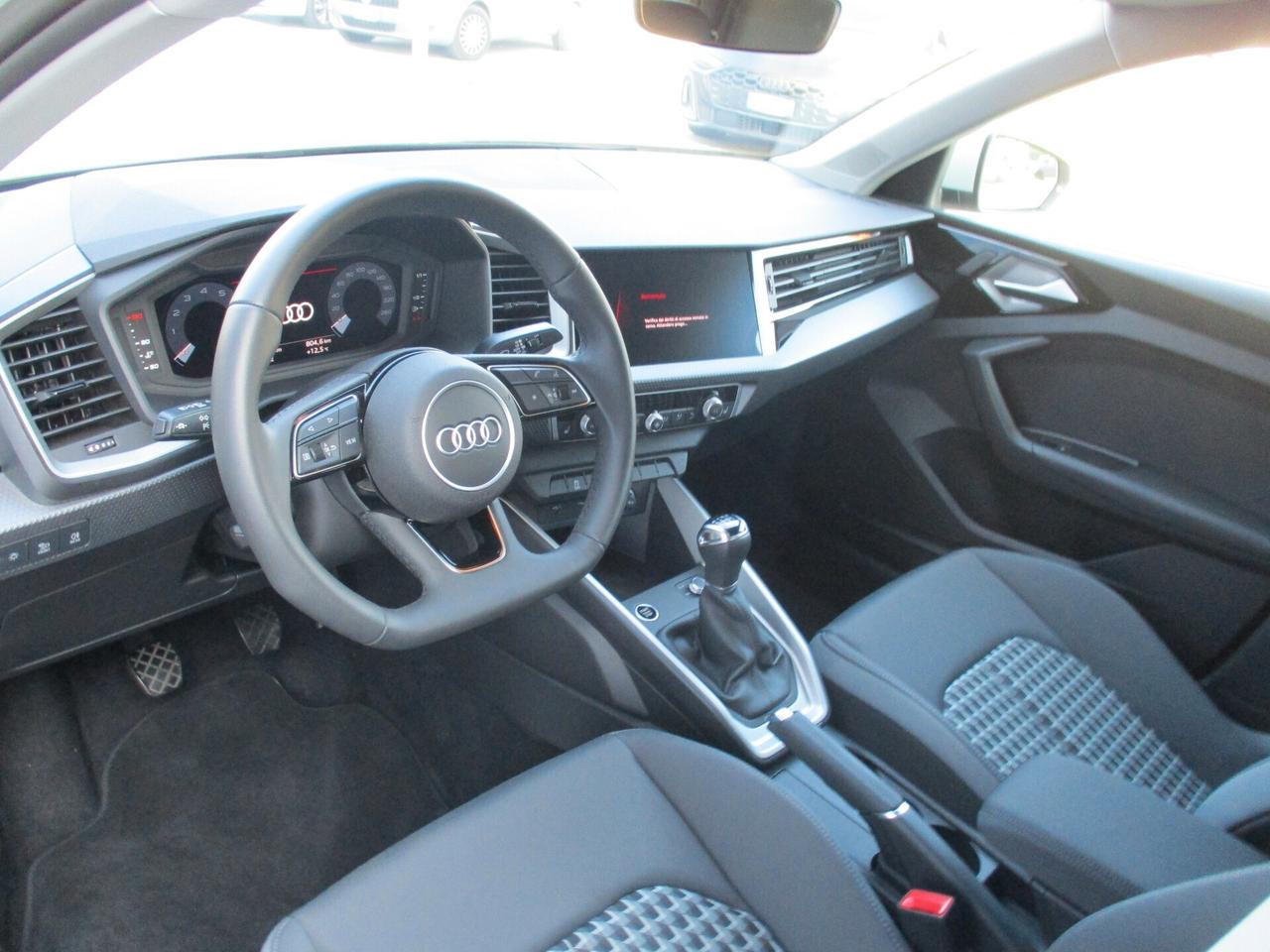 Audi A1 allstreet 30 TFSI Business