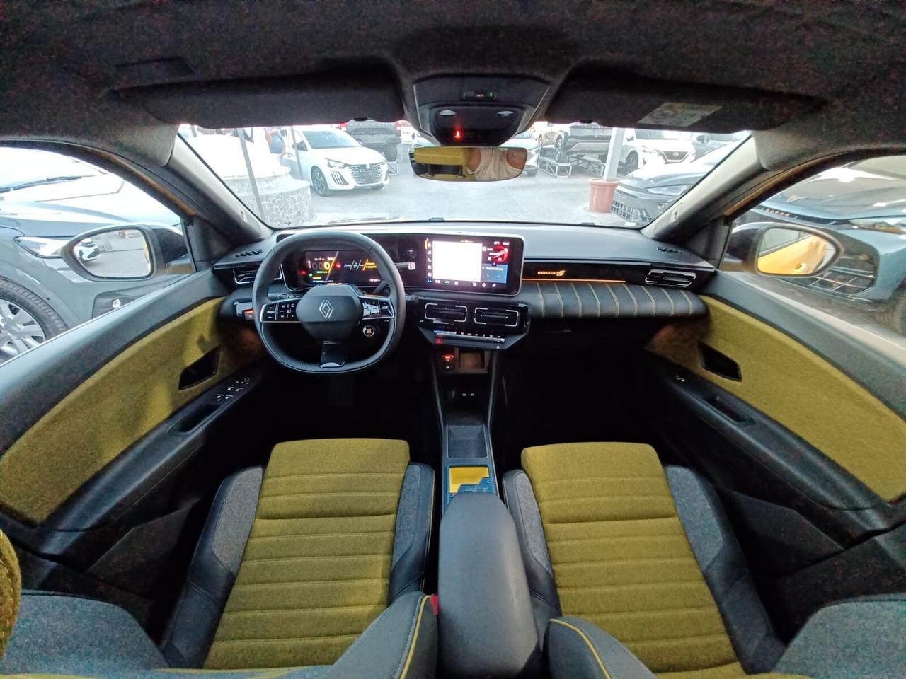 Renault 5 E-Tech Electric 150 CV Comfort Range AC 11 Iconic Cinq