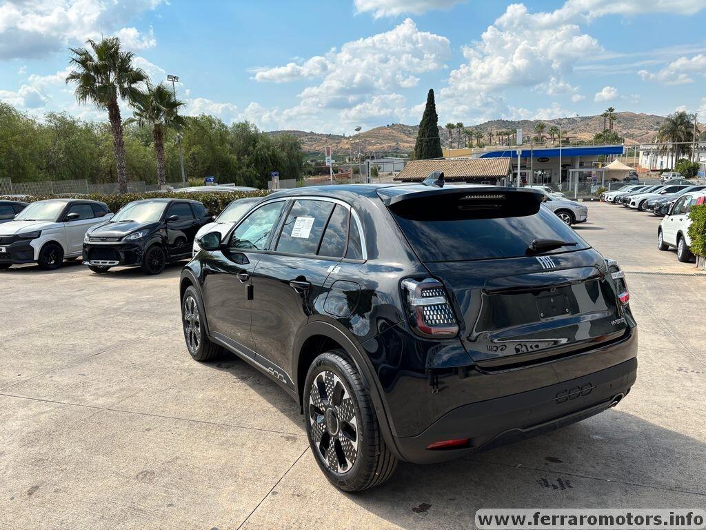 Fiat 600 Hybrid 110 CV DCT MHEV La Prima
