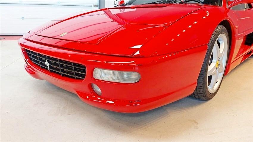 Ferrari F355 berlinetta