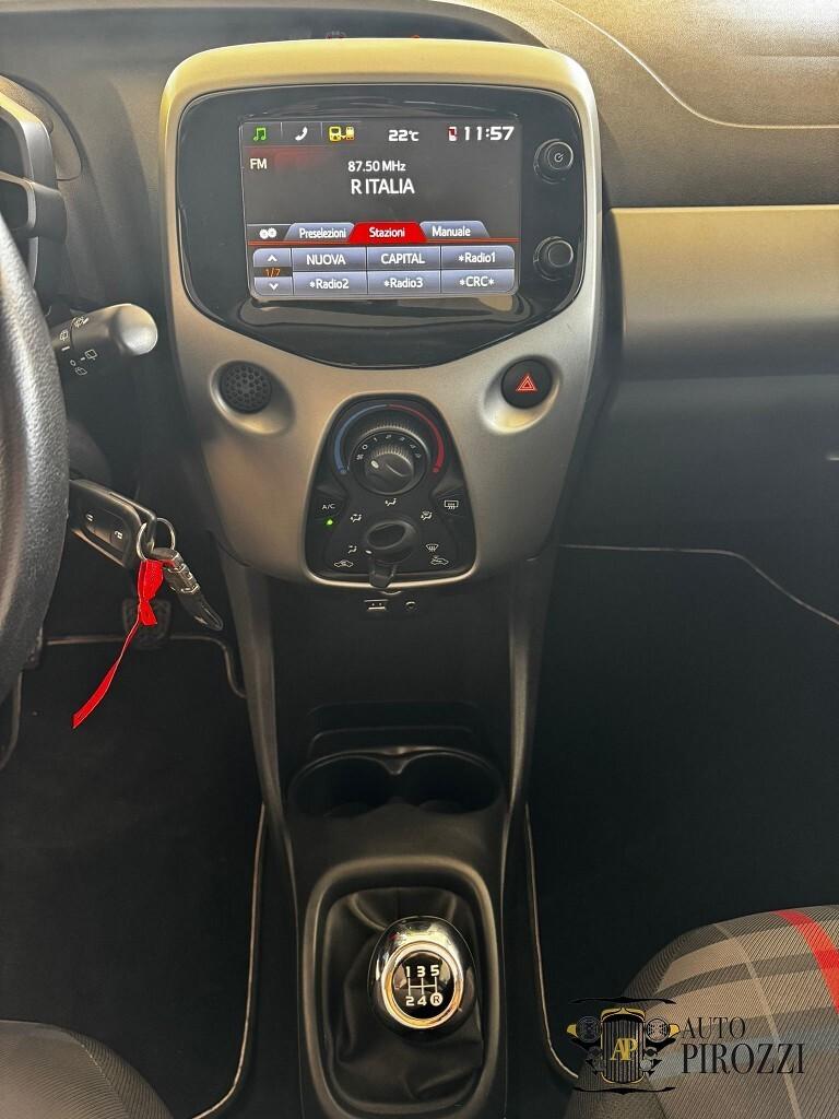 PEUGEOT 108 1.0 BENZINA 2017 CON 40000KM MOD X FAC