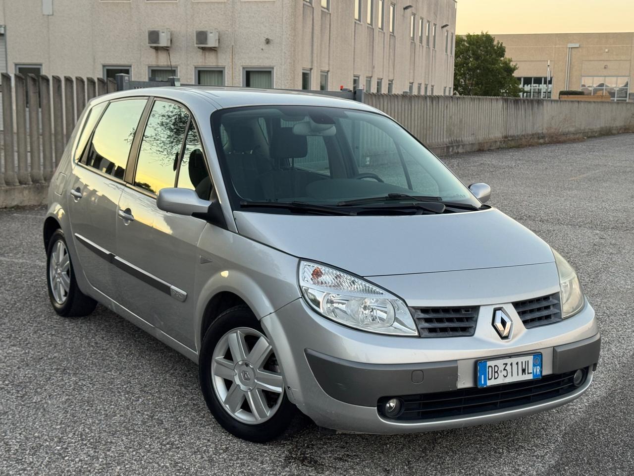 Renault Scenic 1.9 dCi 131cv