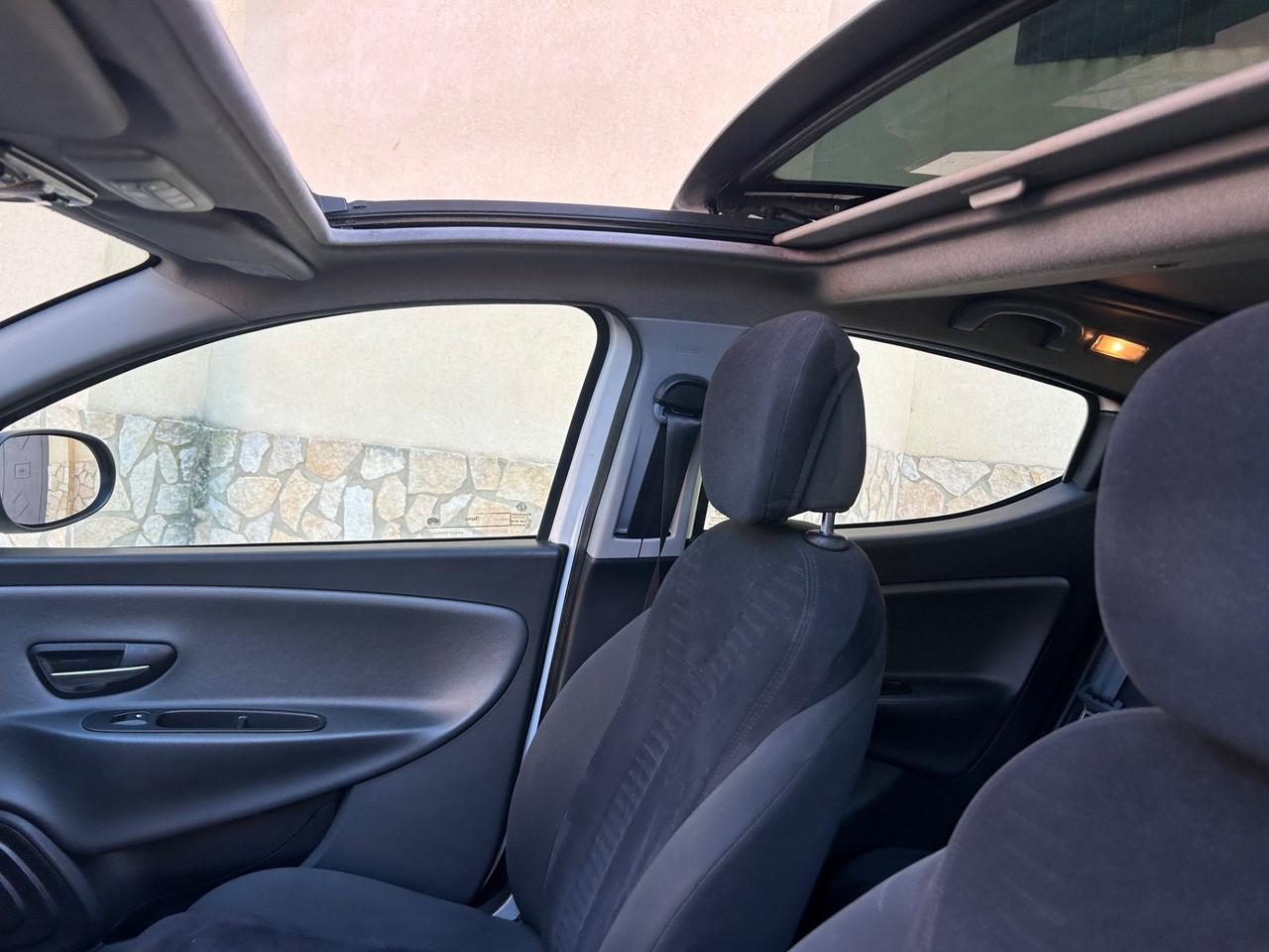 Lancia Ypsilon 1.3 MJT 16V 95 CV 5 porte S&S Platinum