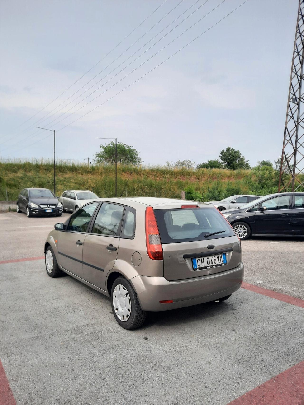 Ford Fiesta 1.2 16V 5p. Ambiente OK NEOPATENTATI