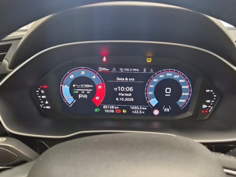AUDI Q3 35 TDI S TRONIC BUSINESS ADVANCED SUV