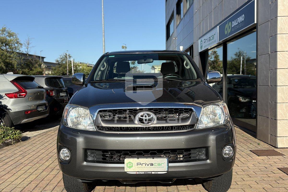 TOYOTA Hilux 2.5 D-4D 4WD 2p. Extra Cab SR