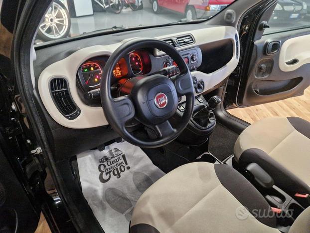 FIAT Panda 0.9 TwinAiR Natural Power Lounge 'Fri