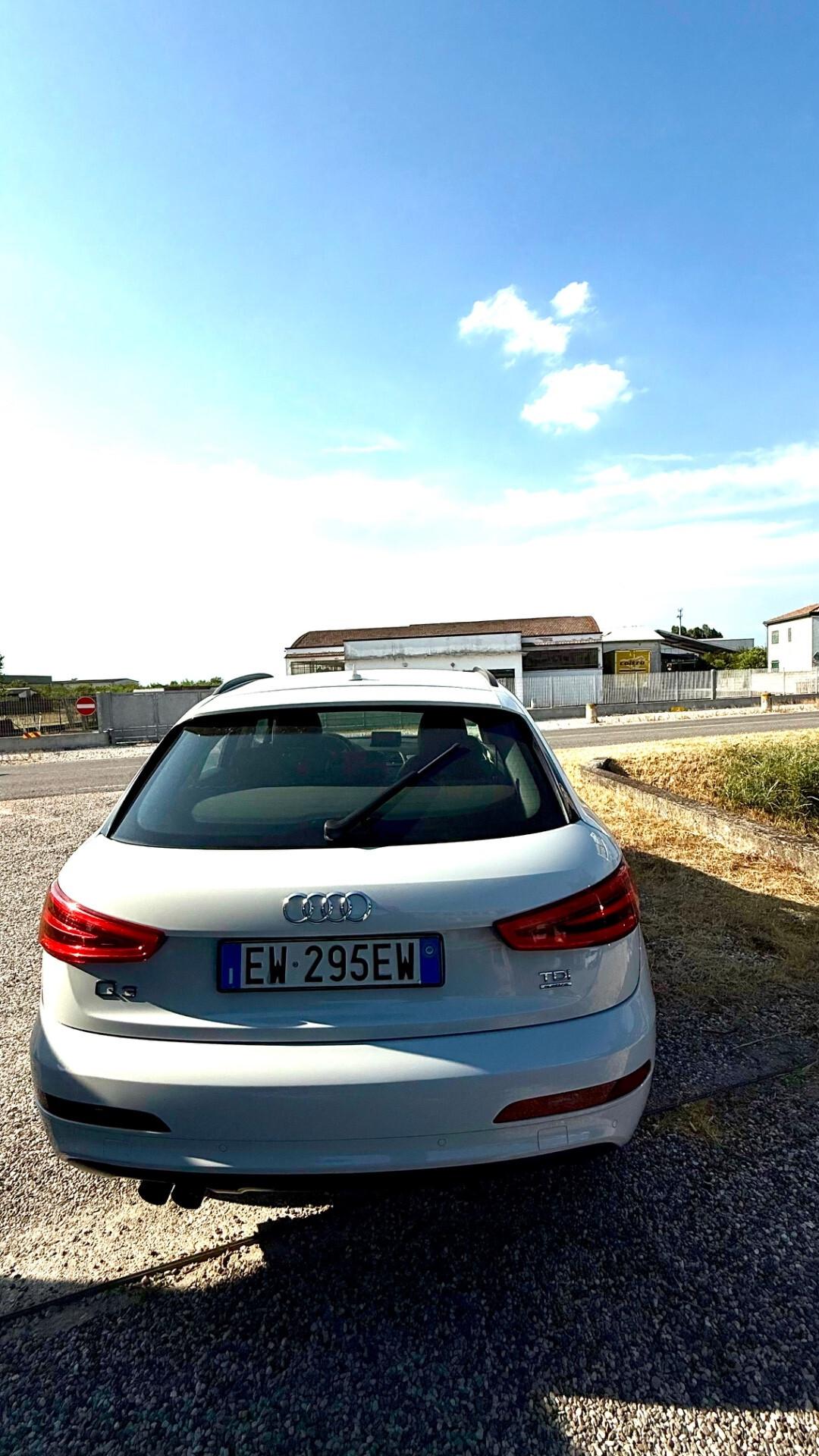 Audi Q3 2.0 TDI 140 CV quattro S tronic Sline