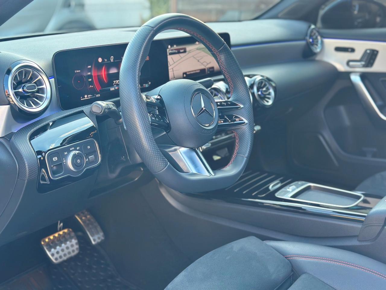 Mercedes Classe A180d Auto AMG Premium Restyling