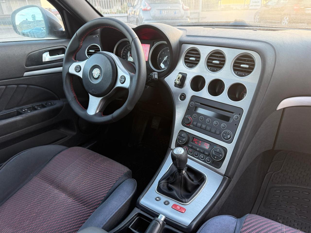 Alfa Romeo 159 1.9 JTDm 16V Exclusive