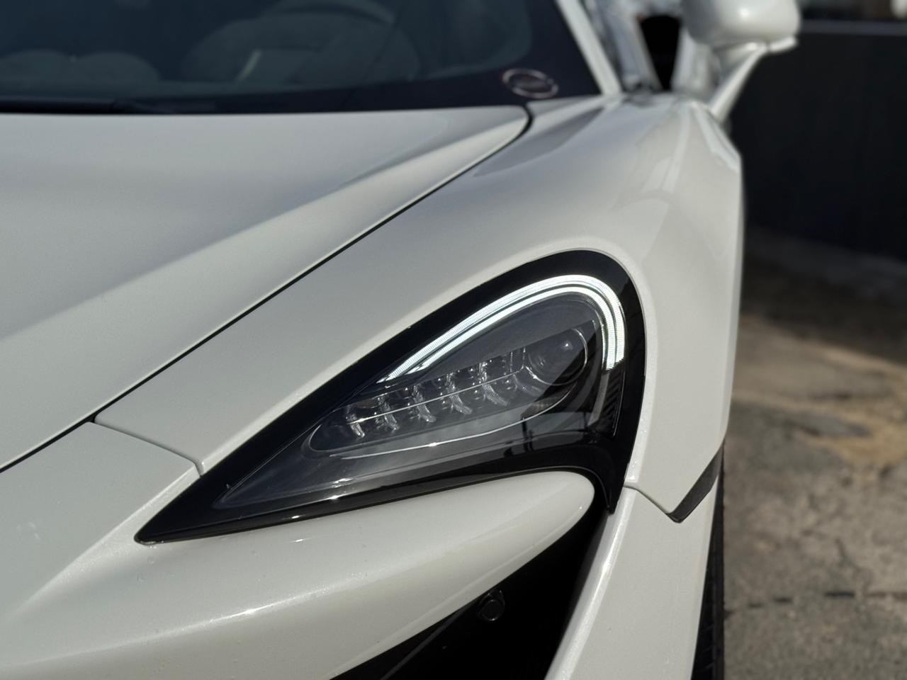 MCLAREN 570S 3.8 BT 570 CV SOLLEVATORE CARBOCERAMICA FULL