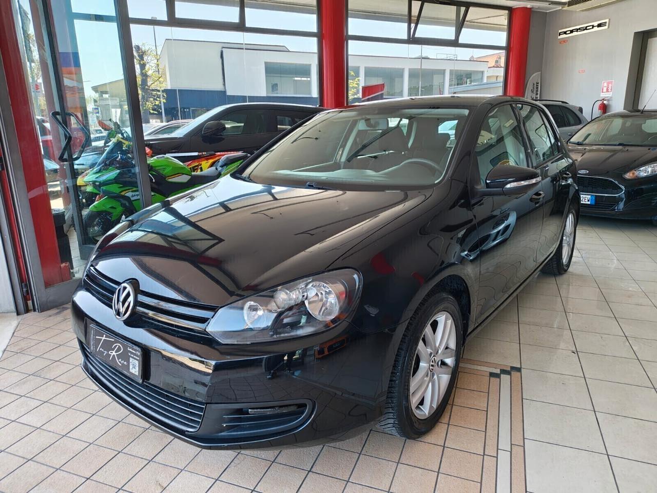 Volkswagen Golf 1.4 5 PORTE METANO