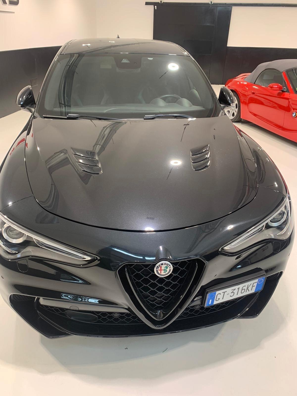 Alfa Romeo Stelvio 2.9 Bi-Turbo V6 510 CV AT8 Quadrifoglio