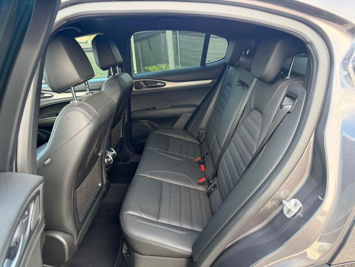 Alfa Romeo Stelvio 2.2 Turbodiesel 210 CV AT8 Q4 Veloce