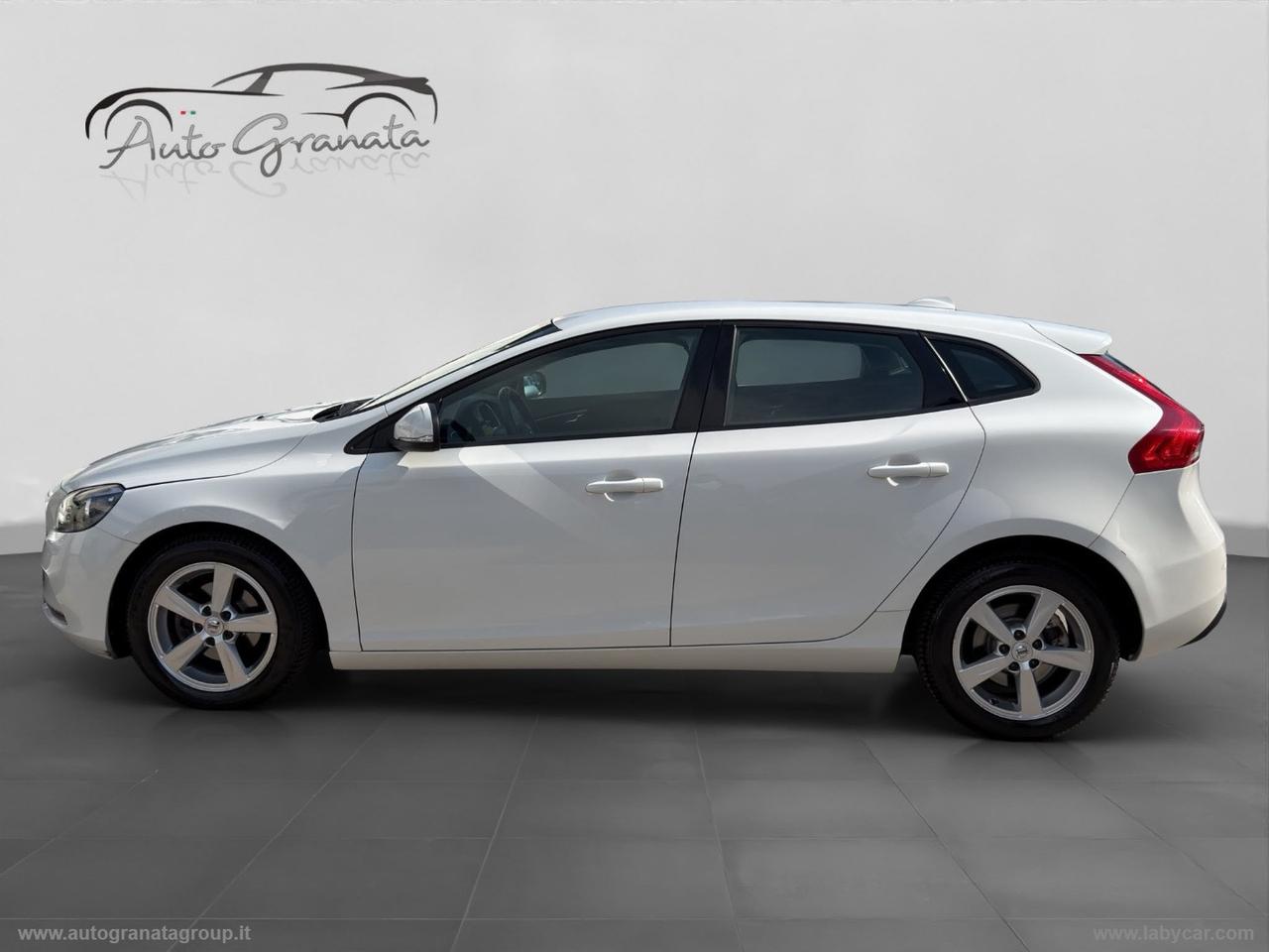VOLVO V40 D2 Momentum BELLA AFFARE VERO!