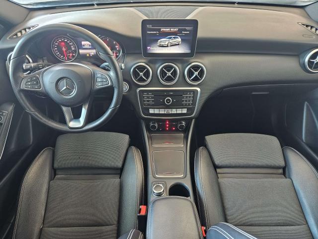 Mercedes-Benz A 200 Premium 4matic auto