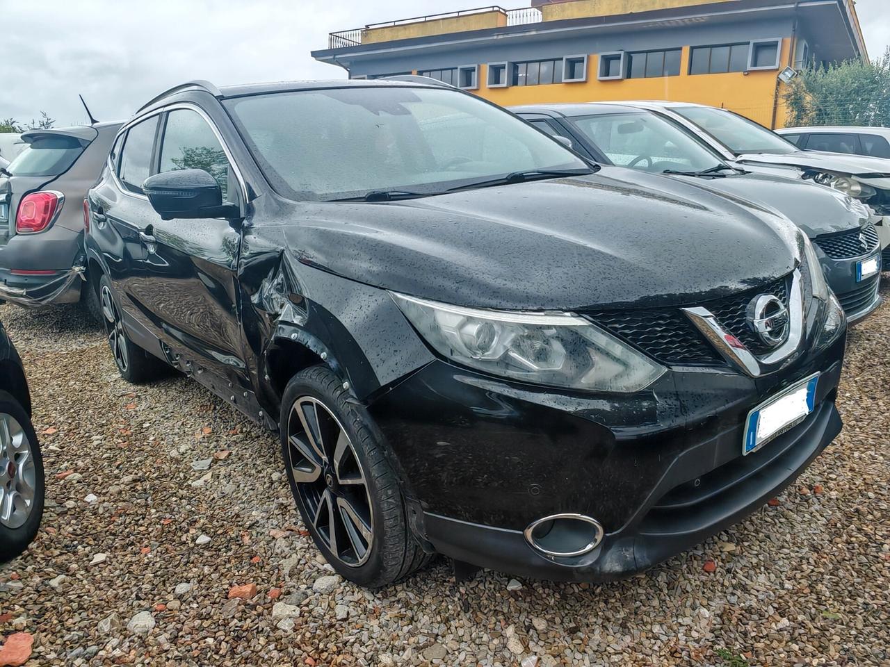 Nissan Qashqai 1.5 dCi incidentata