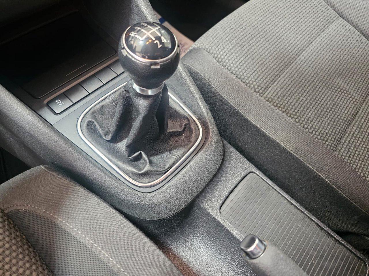 Volkswagen Golf 5 Porte Golf 5p 1.6 tdi Highline