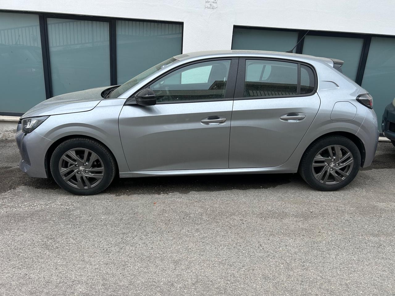 Peugeot 208 PureTech 75 “ PARI AL NUOVO 32.000 KM”