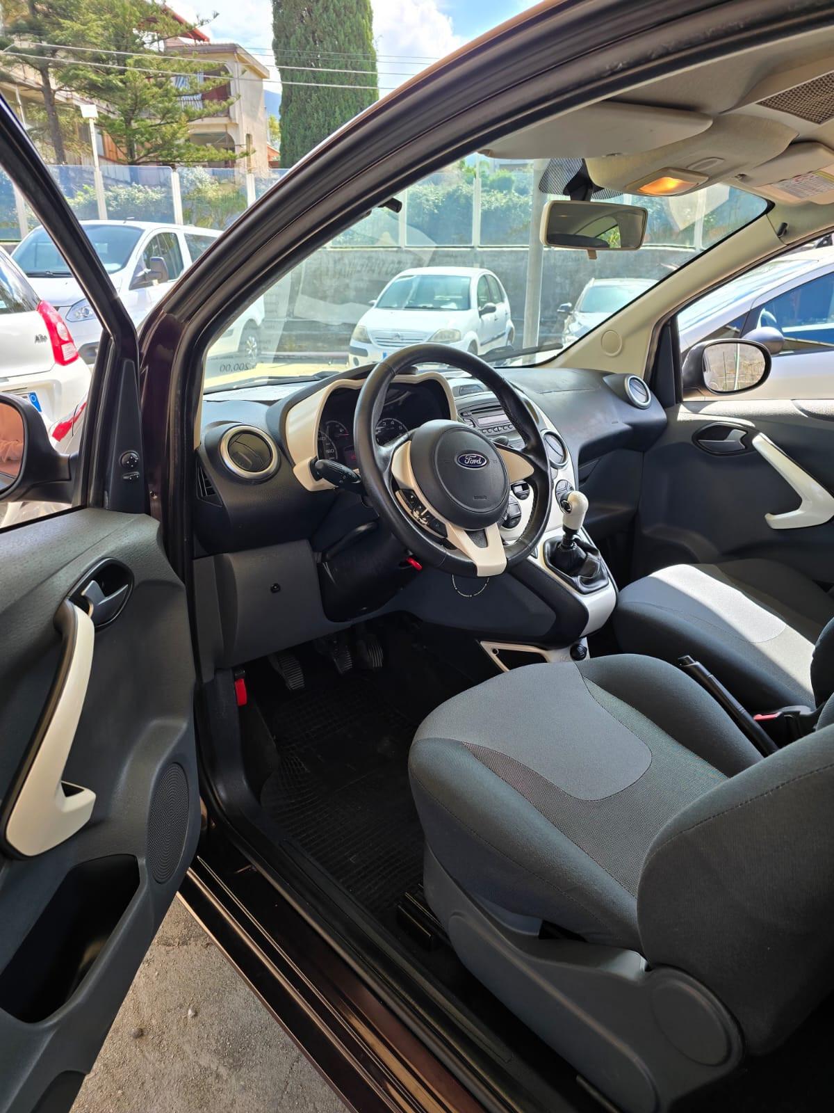 Ford Ka Ka+ 1.2 8V 69CV Titanium