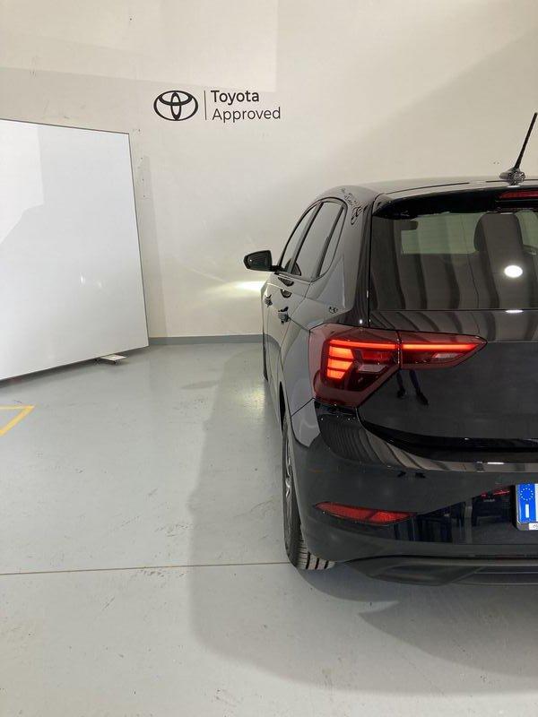 Volkswagen Polo 1.0 Young