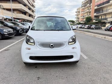 Smart ForTwo 70 1.0 twinamic Passion LED PDC BLUETOOTH CERCHI IN LEGA 15 SEDILI RISCALDATI