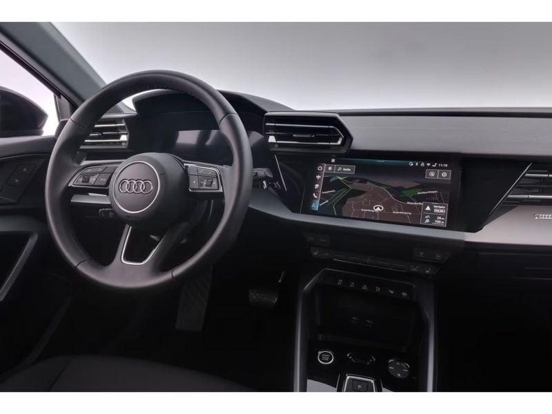 Audi A3 Sportback TFSI 110 kW S tr S line Edition S.Back Camera Navi 17"