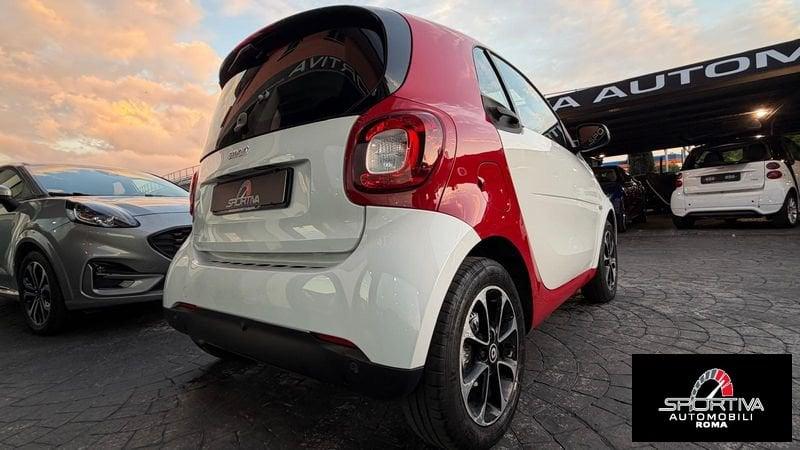 smart fortwo 229 EURO MENSILI fortwo 70 1.0 Passion