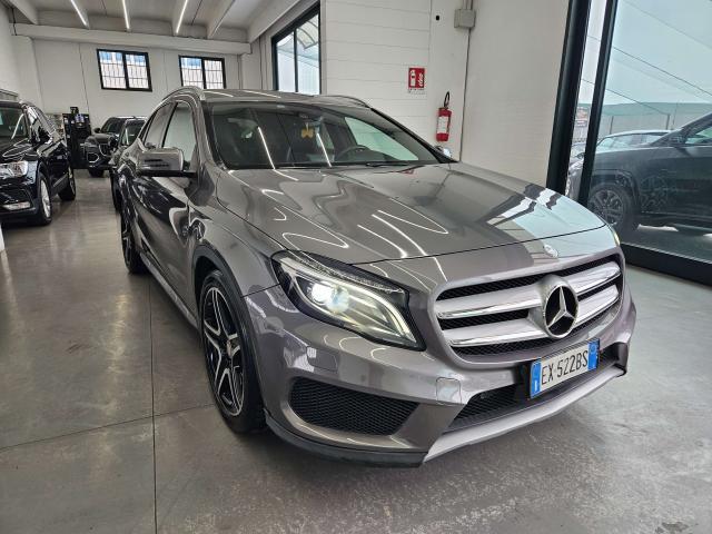 Mercedes-Benz GLA 250 Premium 4matic BENZINA / AUTOMATICO